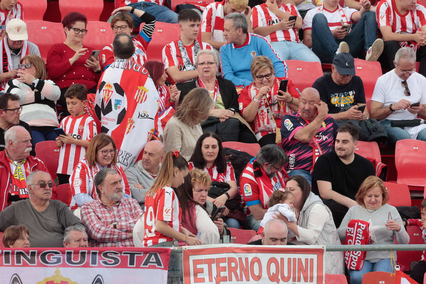 ¿Estuviste animando al Sporting ante el Mirandés? ¡Búscate en las fotos en Anduva!