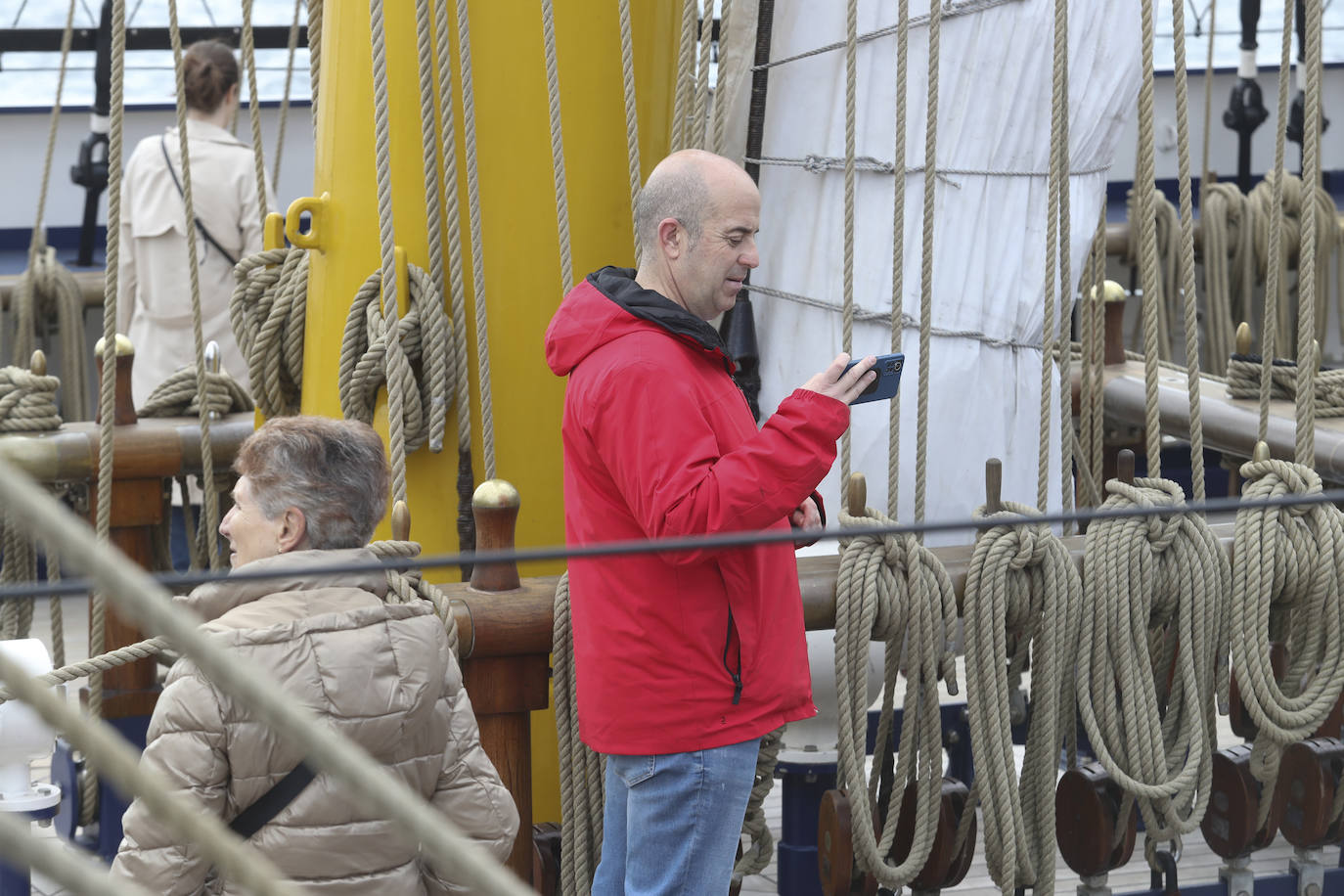 Gijón se despide del buque &#039;Gorch Fock&#039;