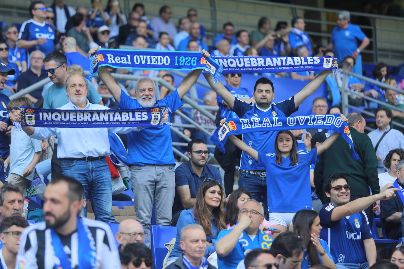 ¿Estuviste en el Real Oviedo - Mirandés? ¡Búscate en el Tartiere!