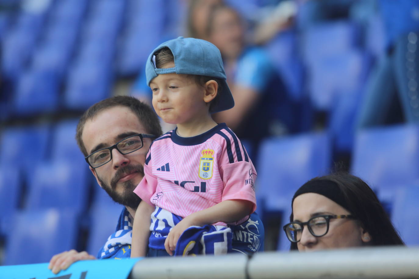 ¿Estuviste en el Real Oviedo - Mirandés? ¡Búscate en el Tartiere!