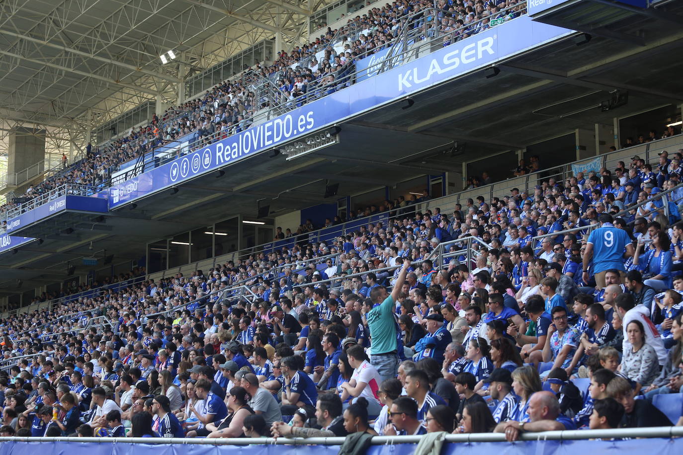 ¿Estuviste en el Real Oviedo - Mirandés? ¡Búscate en el Tartiere!