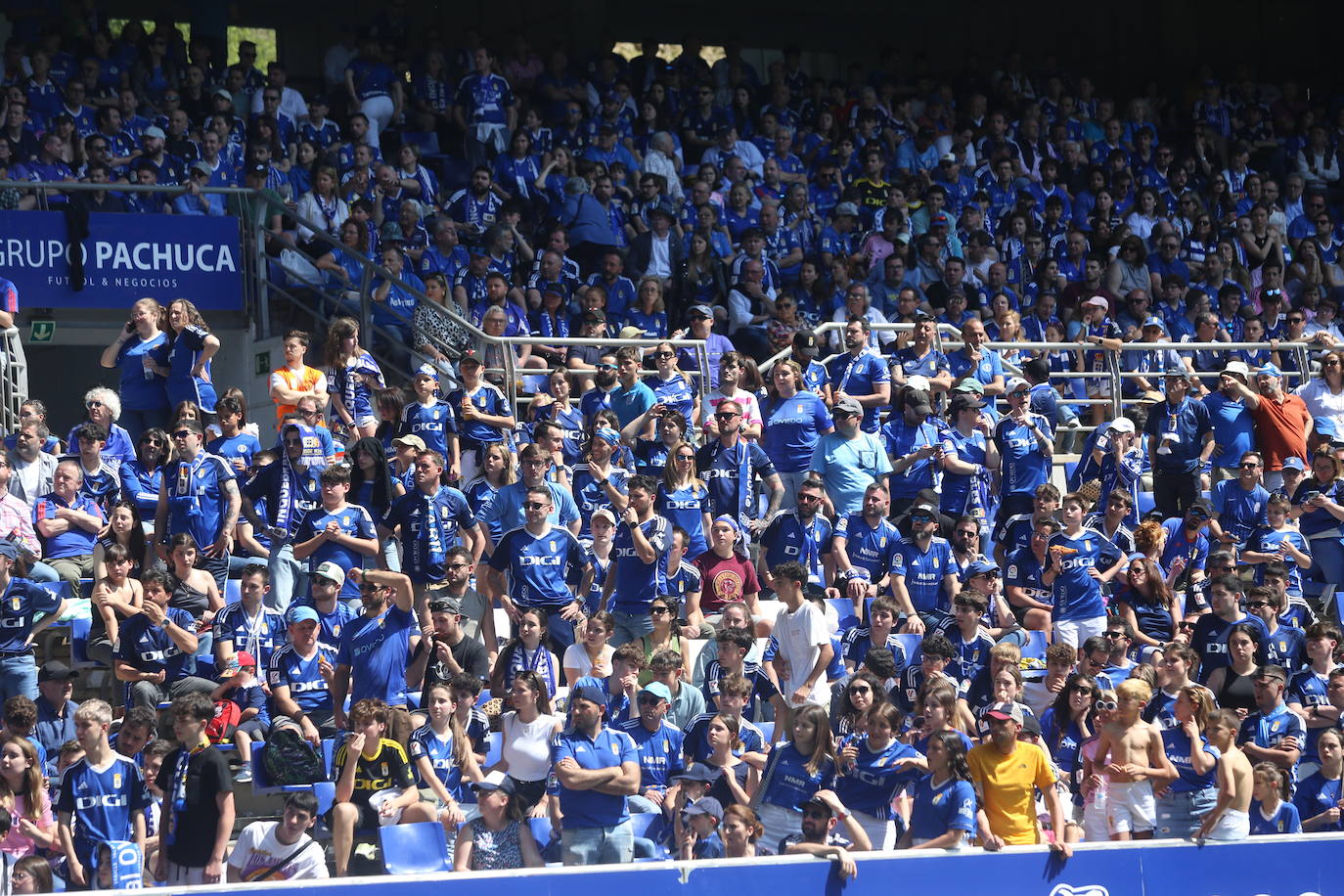 ¿Estuviste en el Real Oviedo - Mirandés? ¡Búscate en el Tartiere!