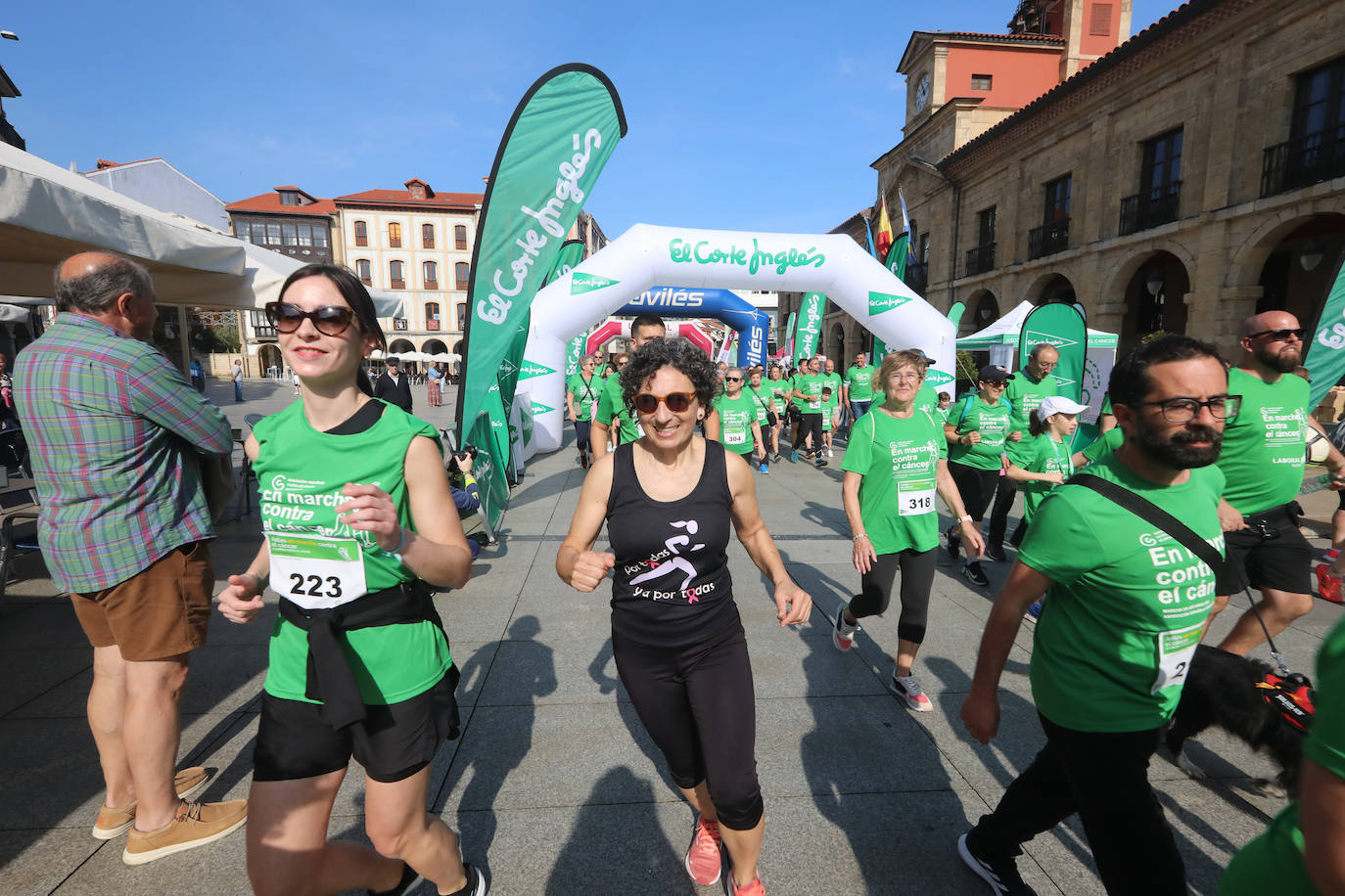 700 avilesinos corren contra el cáncer