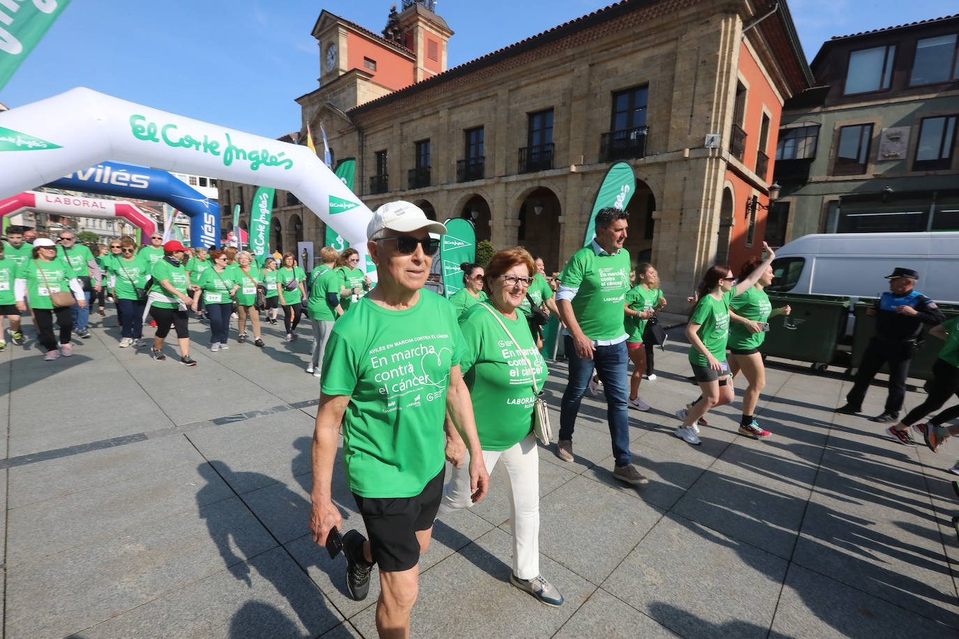 700 avilesinos corren contra el cáncer