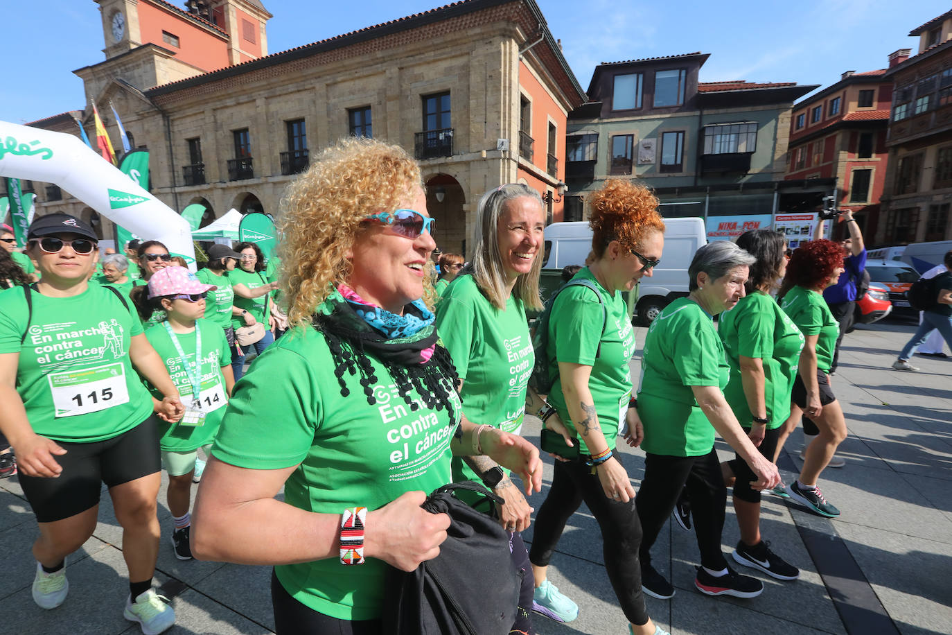 700 avilesinos corren contra el cáncer