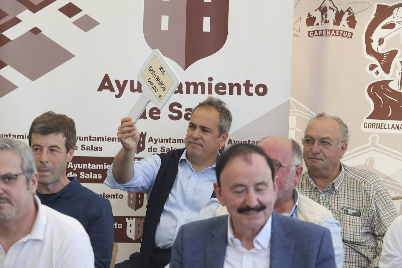 Así ha sido la subasta del campanu de Asturias más caro de la historia