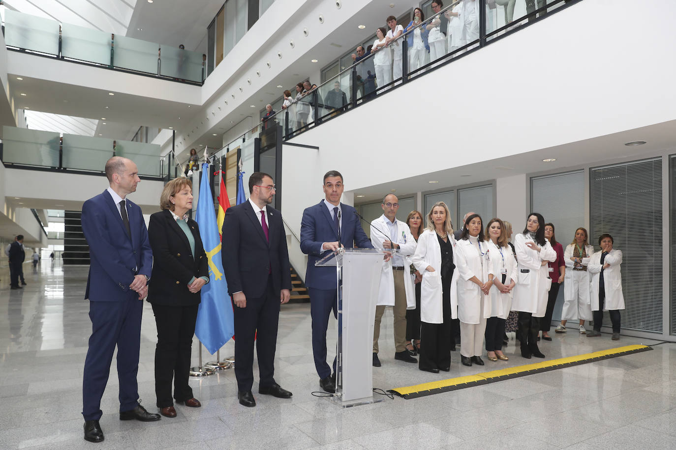 Pedro Sánchez, en Asturias: así fue su visita al HUCA