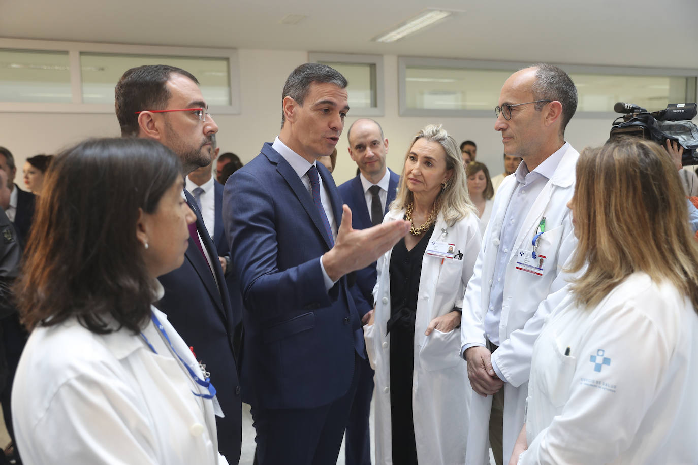 Pedro Sánchez, en Asturias: así fue su visita al HUCA