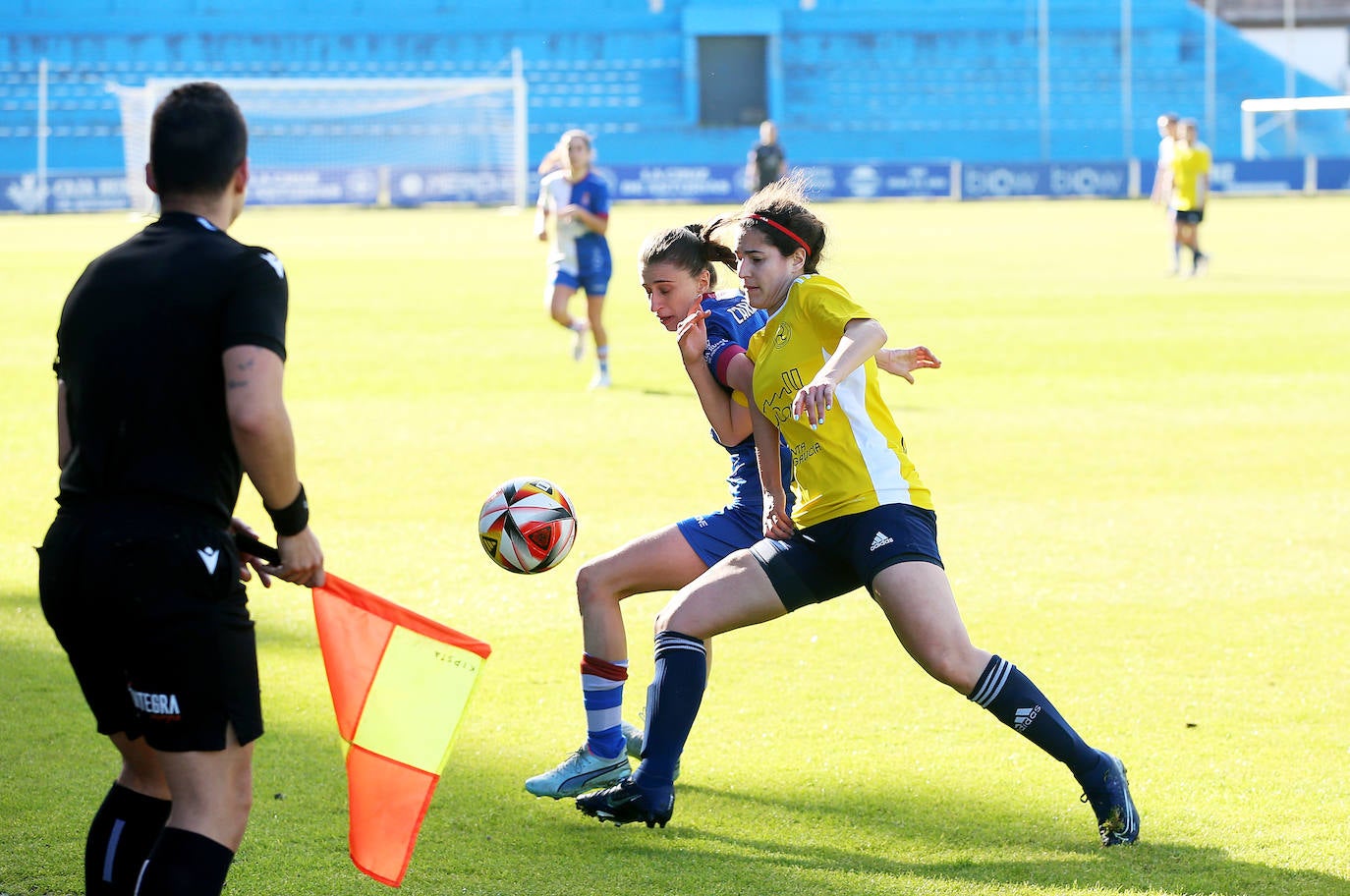 El Suárez Puerta arropa al Avilés Femenino