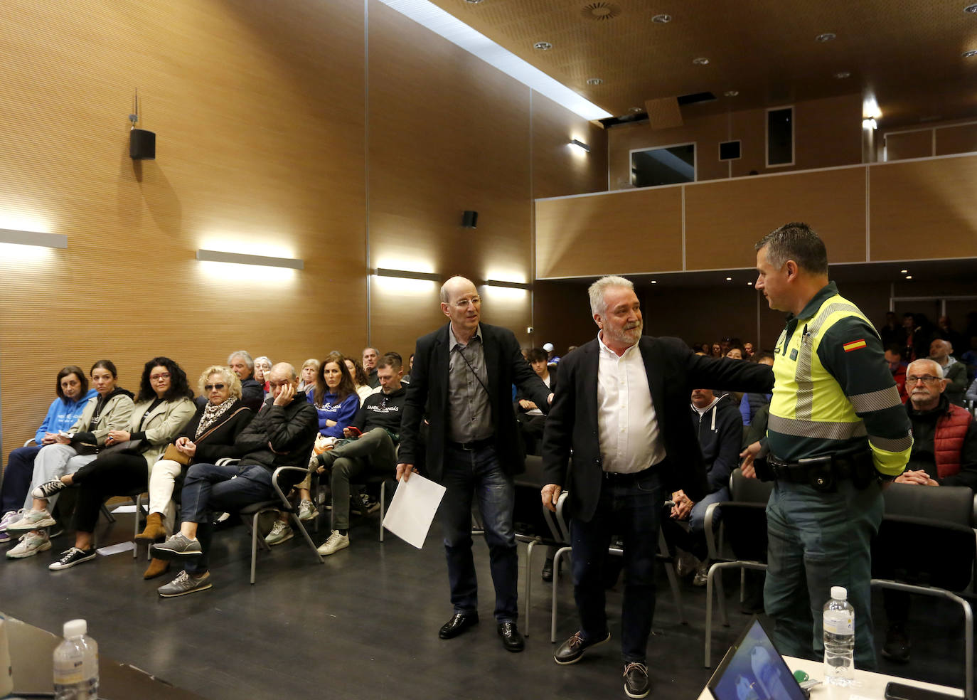 Emotivo homenaje en Candás al ciclista Alejandro Carnicero