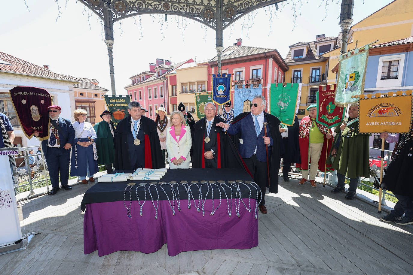 Las Fiestas del Picadillo y el Sabadiego de Noreña acaban con nuevos embajadores