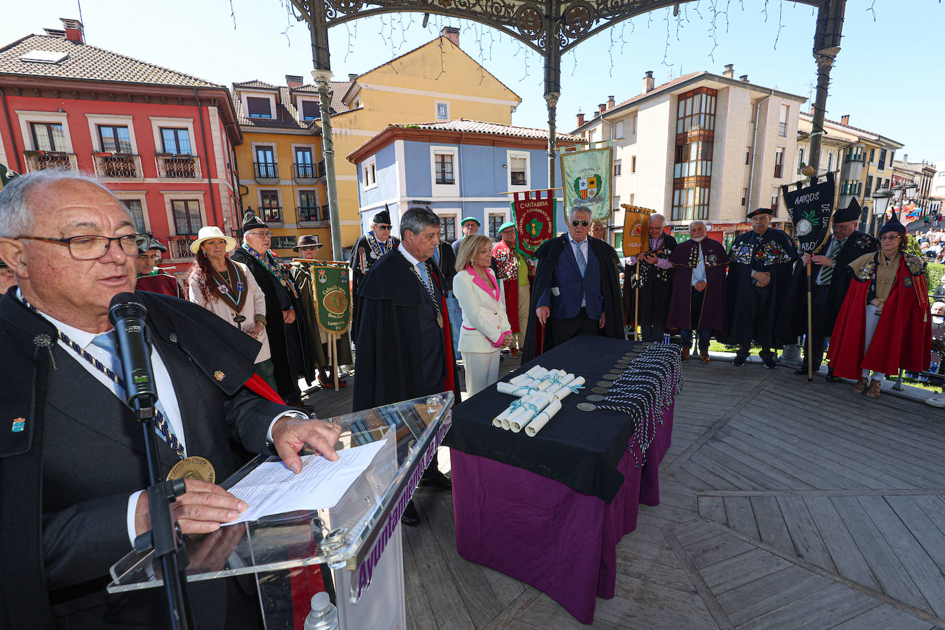 Las Fiestas del Picadillo y el Sabadiego de Noreña acaban con nuevos embajadores