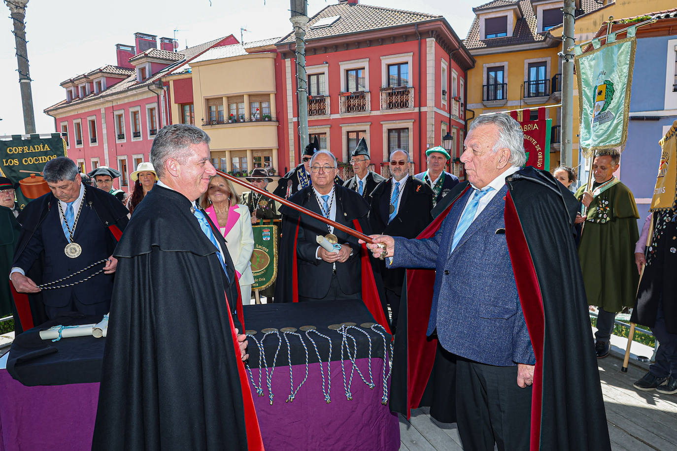 Las Fiestas del Picadillo y el Sabadiego de Noreña acaban con nuevos embajadores