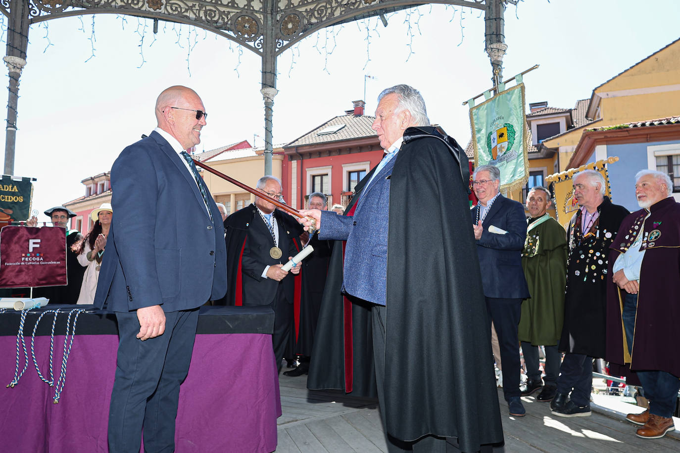 Las Fiestas del Picadillo y el Sabadiego de Noreña acaban con nuevos embajadores