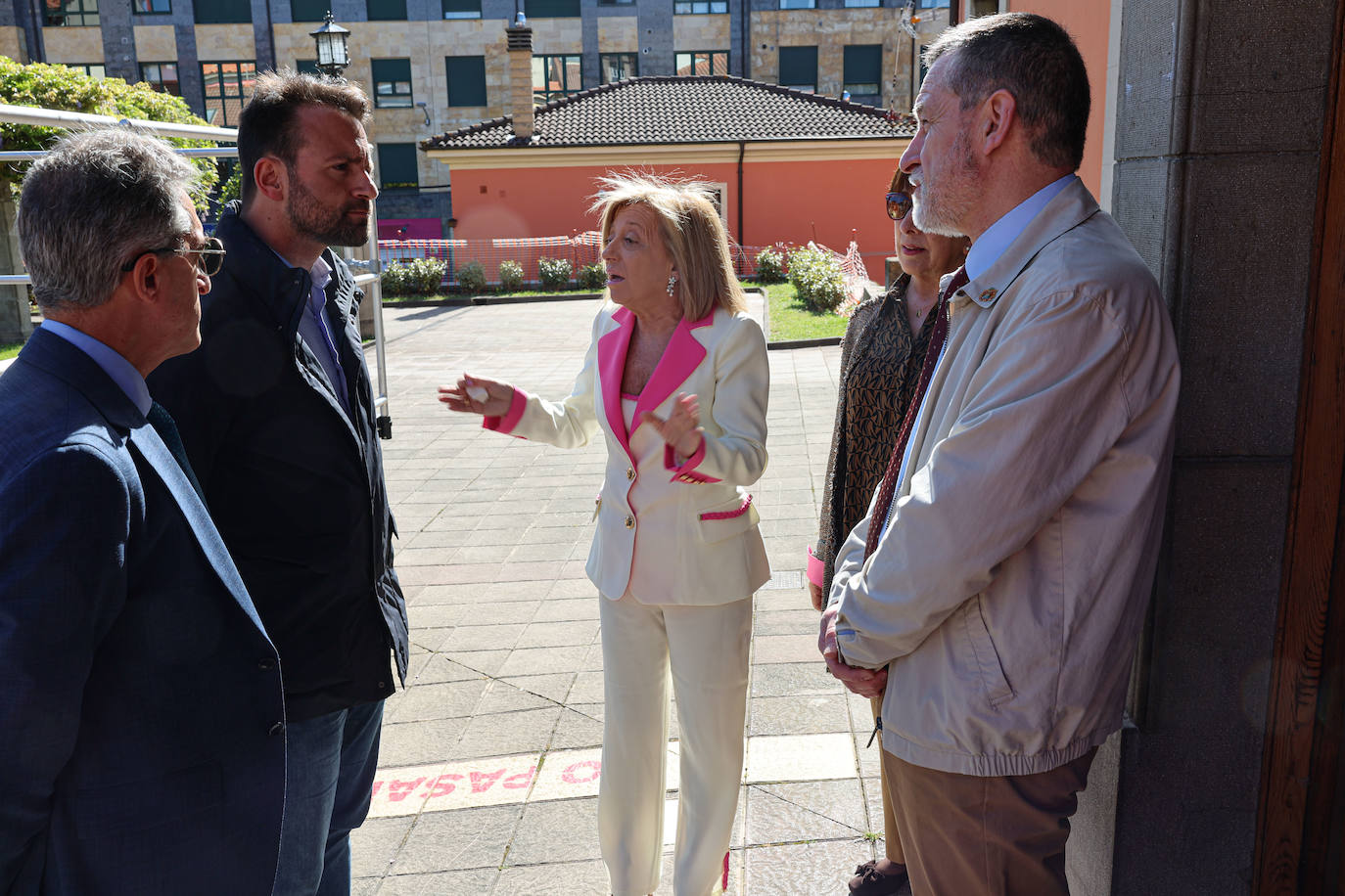 Las Fiestas del Picadillo y el Sabadiego de Noreña acaban con nuevos embajadores