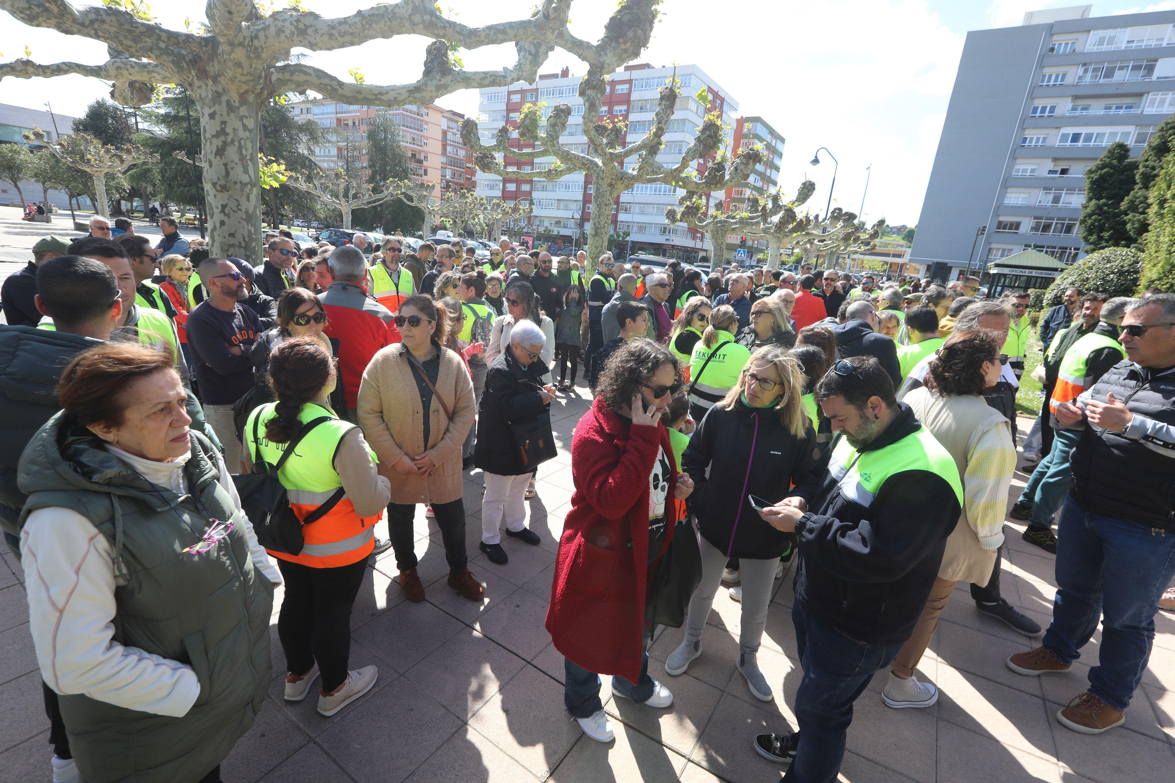 Así fue la concentración de trabajadores de Saint-Gobain en Castrillón