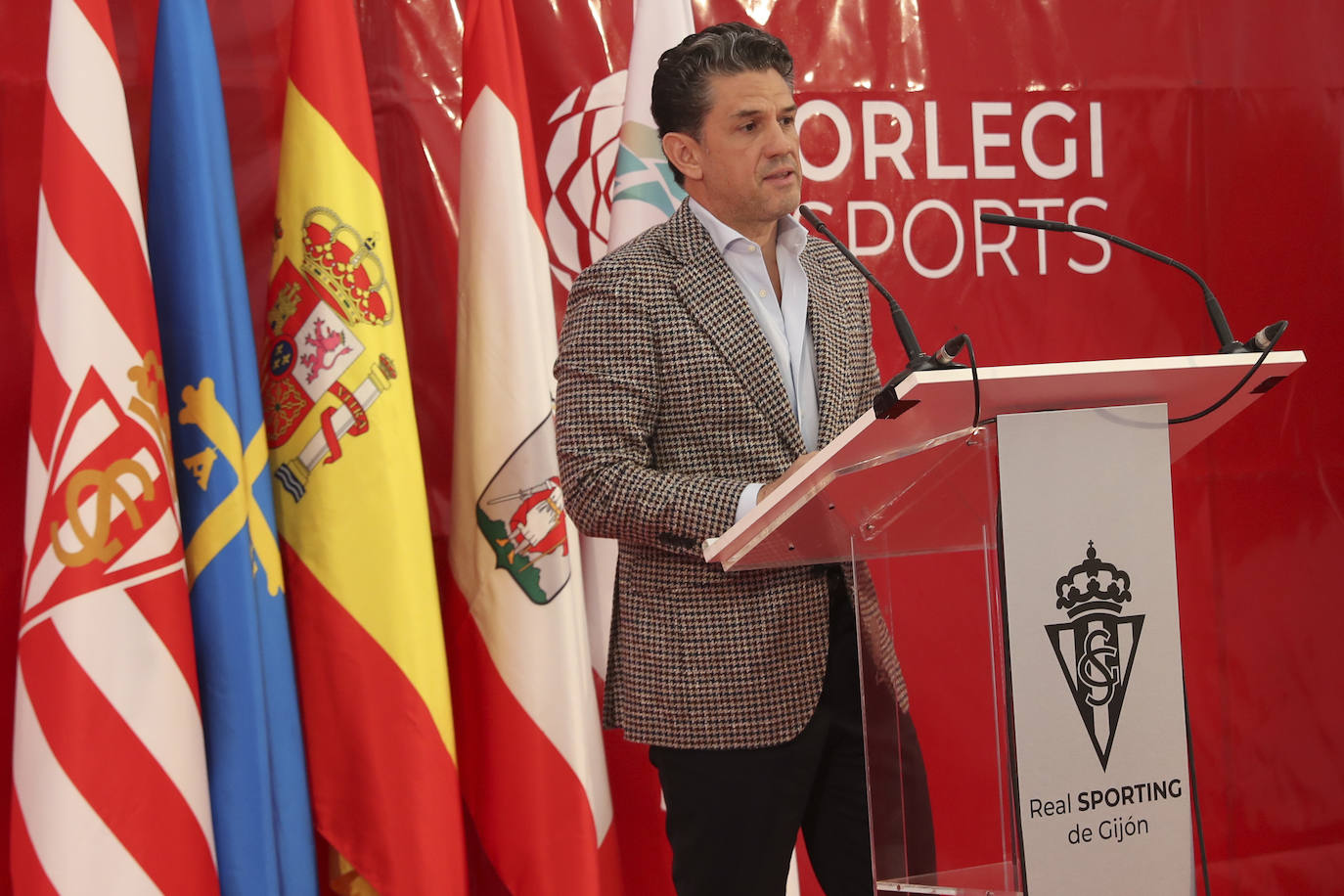 Mareo y su nueva cara: así fue la presentación de la reforma de la Escuela de Fútbol del Sporting