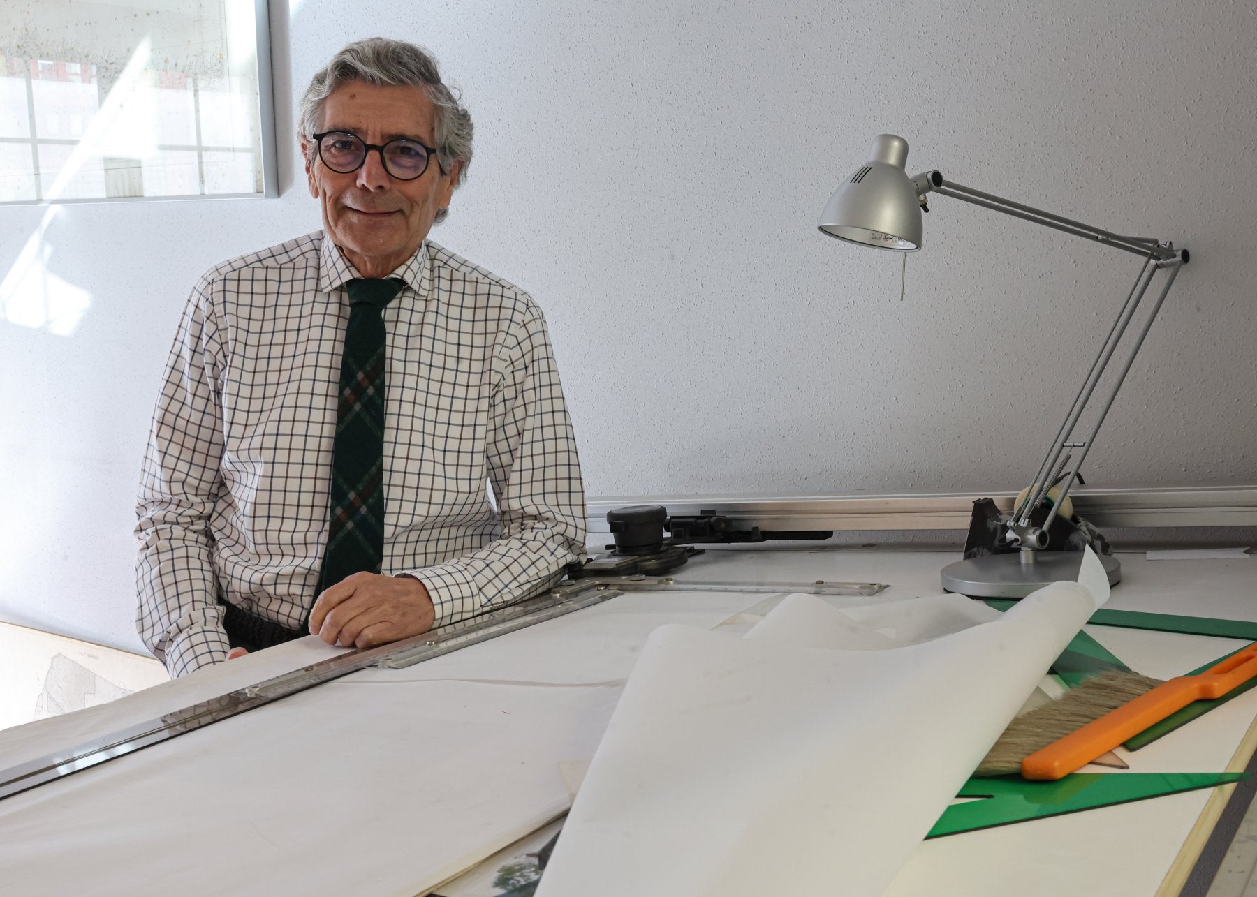 Borja Bordiú, en su despachó ovetense.