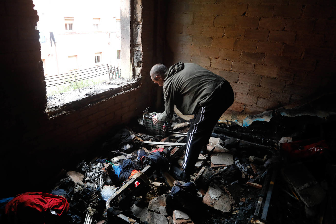 Así quedó el edificio de El Natahoyo incendiado este lunes