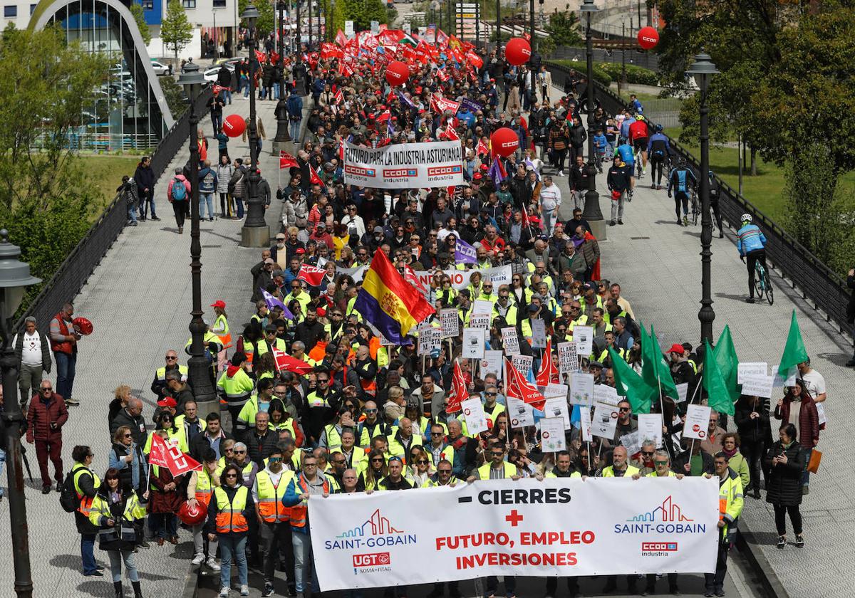 Manifestación del Primero de Mayo en Langreo.