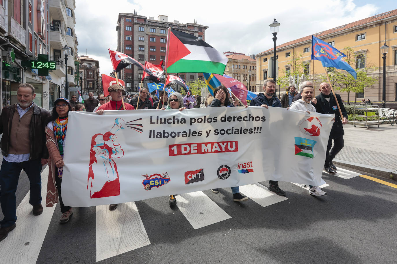 Así fueron las manifestaciones en Gijón de USO y los sindicatos minoritarios