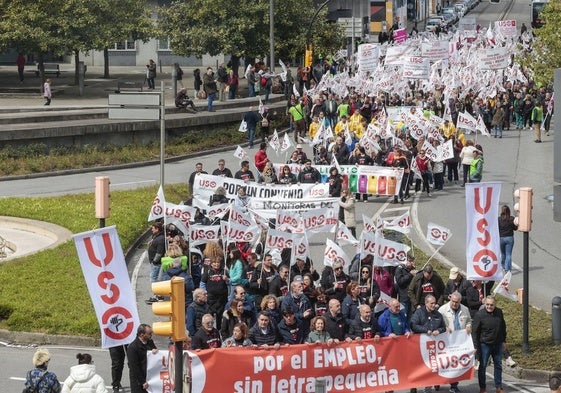 Así fueron las manifestaciones en Gijón de USO y los sindicatos minoritarios