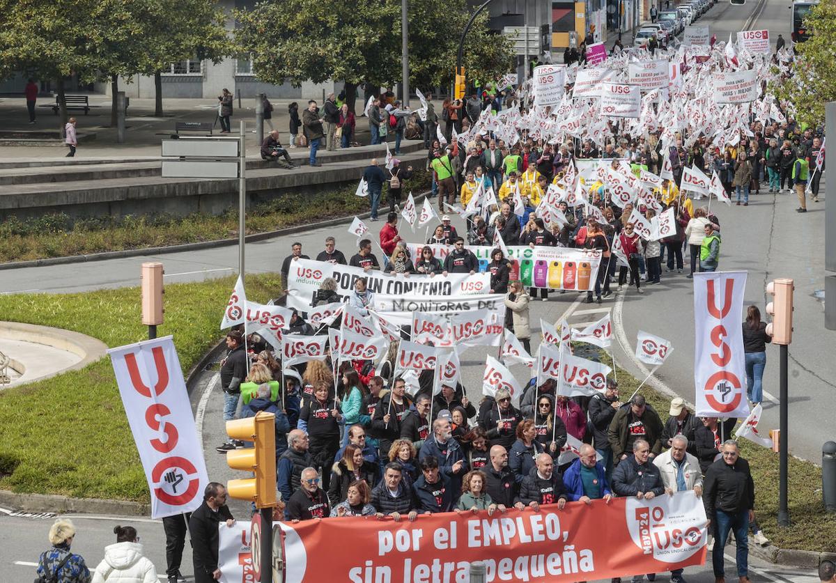 Así fueron las manifestaciones en Gijón de USO y los sindicatos minoritarios