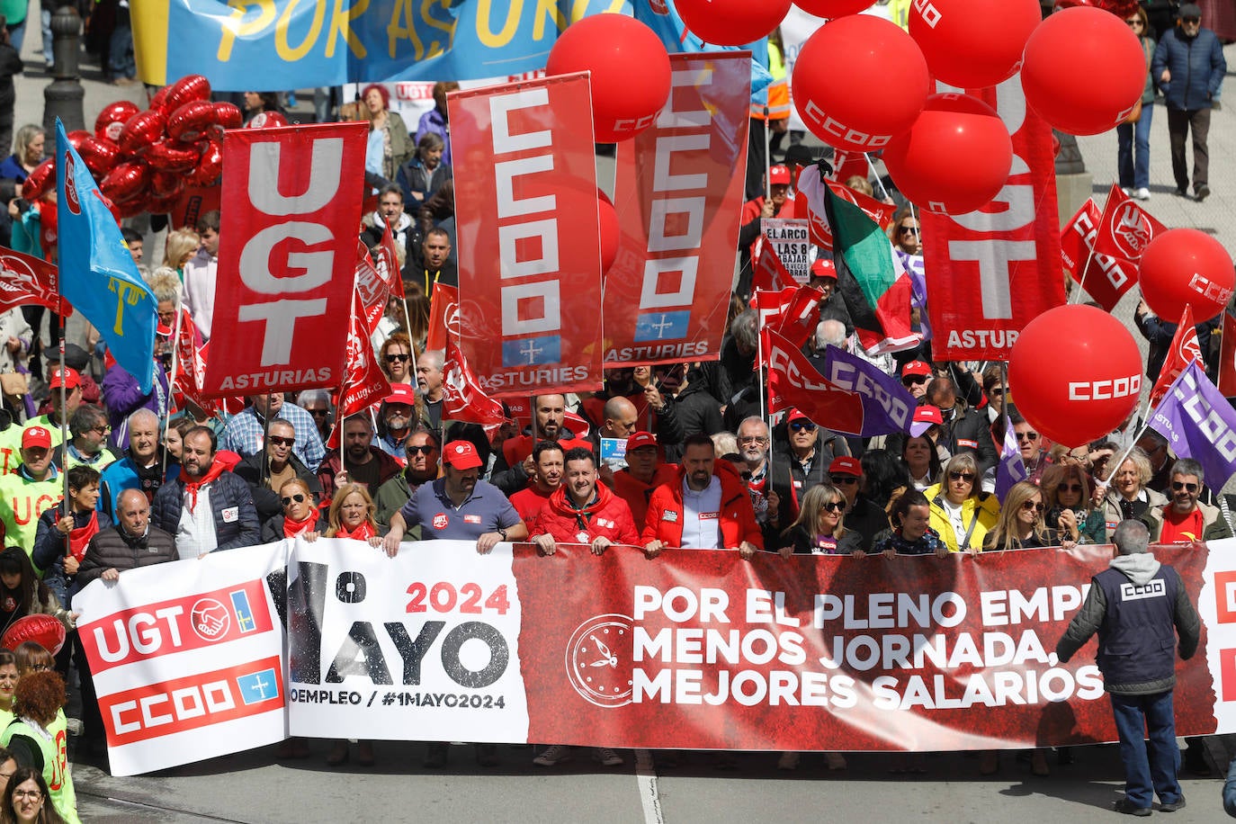 Los sindicatos asturianos, a la calle en Langreo para «reivindicar lo que es justo»