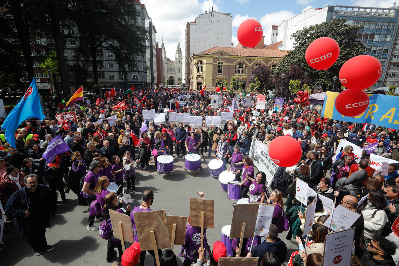 Los sindicatos asturianos, a la calle en Langreo para «reivindicar lo que es justo»