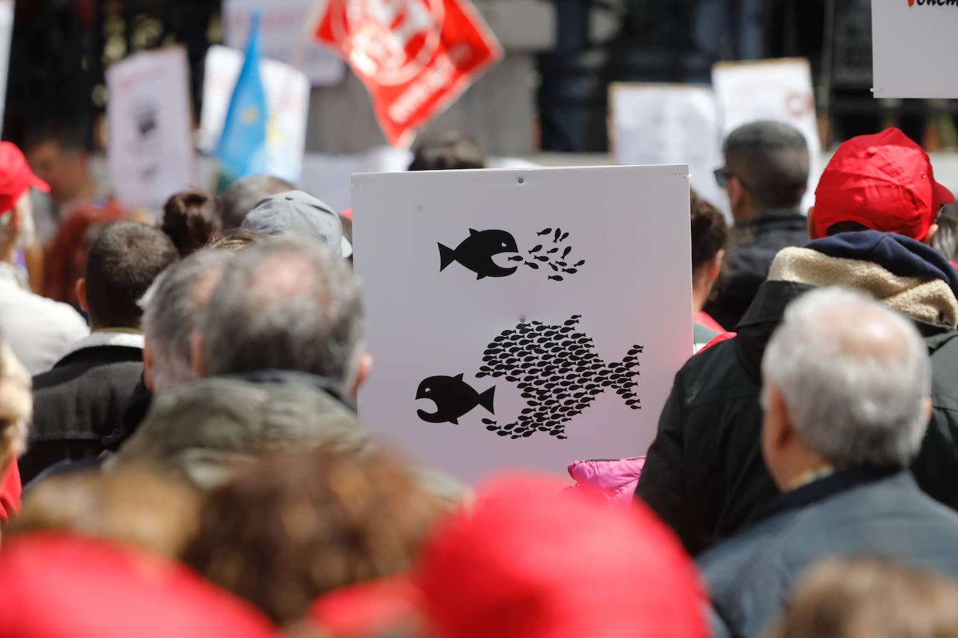 Los sindicatos asturianos, a la calle en Langreo para «reivindicar lo que es justo»