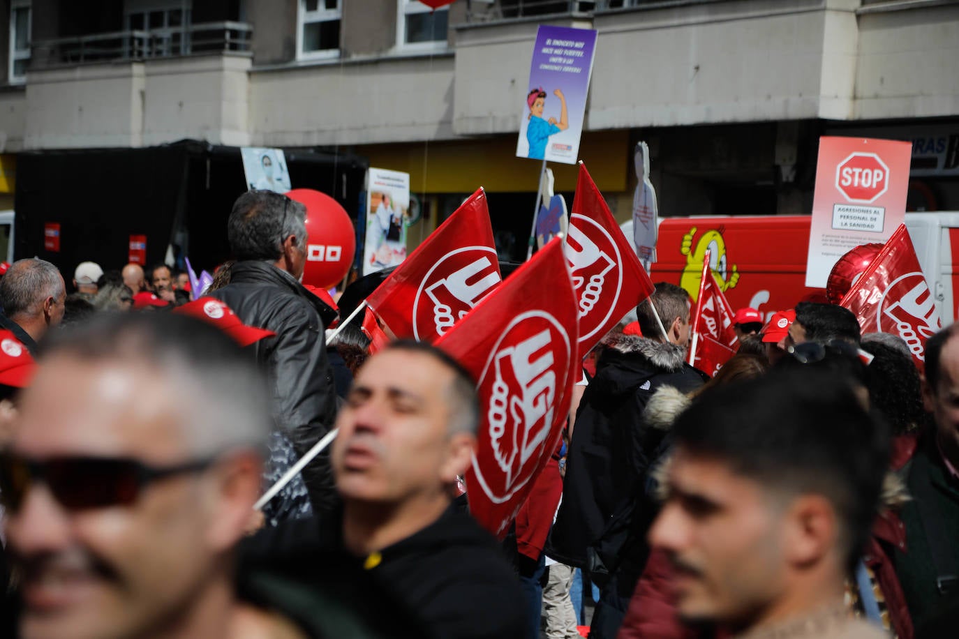 Los sindicatos asturianos, a la calle en Langreo para «reivindicar lo que es justo»