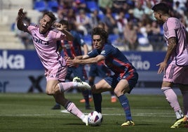 El Oviedo se mete de nuevo en 'play off' con su victoria ante el Huesca: así te hemos contado el partido en directo