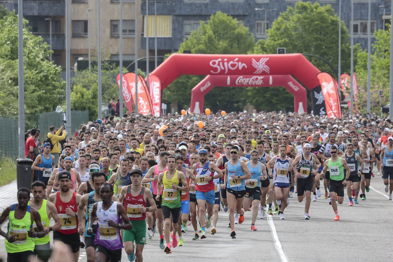 ¿Participaste en la Media Maratón de Gijón? ¡Búscate en las fotos! (1)