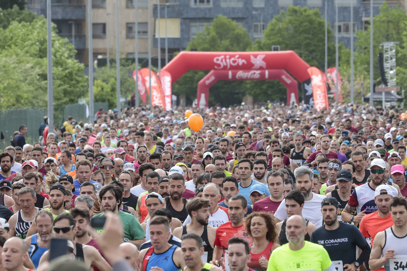 ¿Participaste en la Media Maratón de Gijón? ¡Búscate en las fotos! (1)