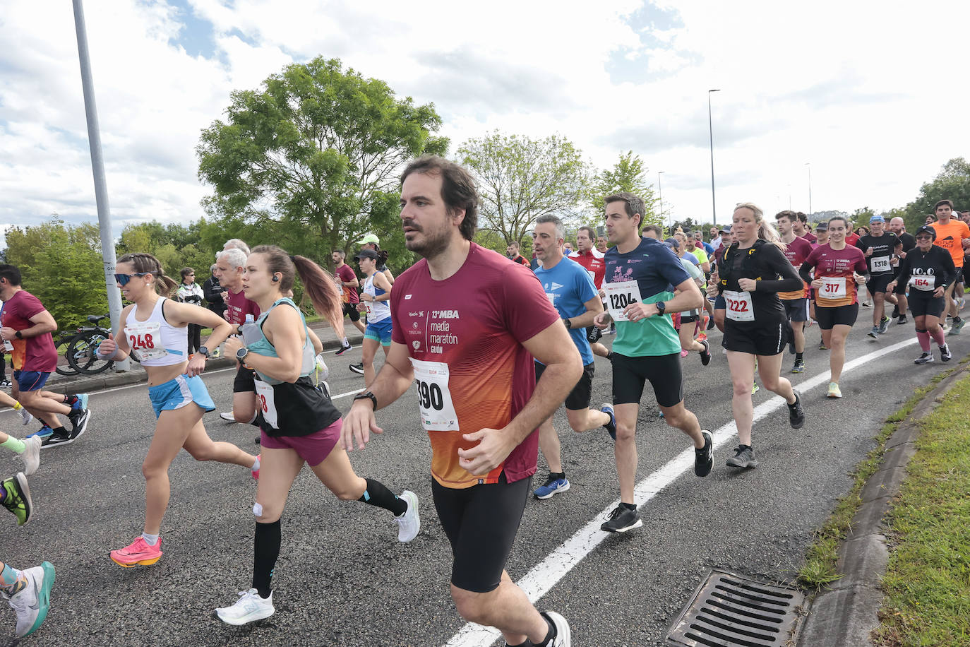 ¿Participaste en la Media Maratón de Gijón? ¡Búscate en las fotos! (1)