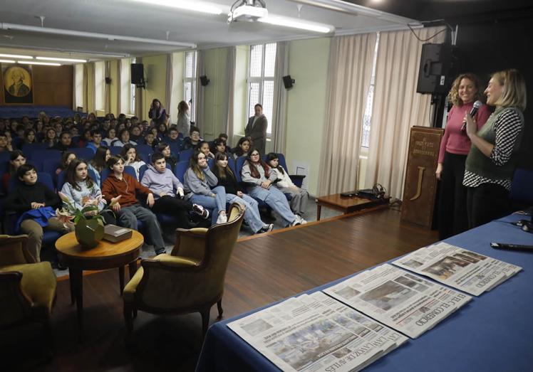 Mónica Yugueros y María Jardón durante el taller teórico