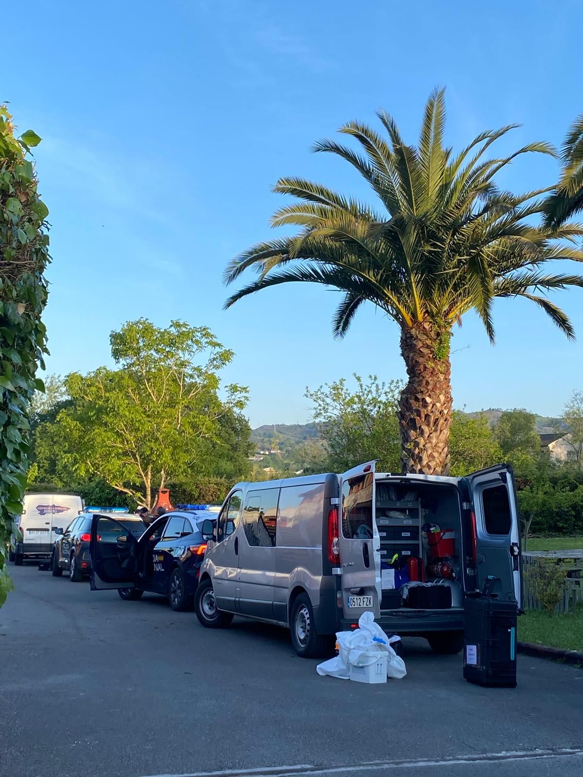 Crimen en Siero: investigan la muerte de un colombiano al que enterraron en el jardín