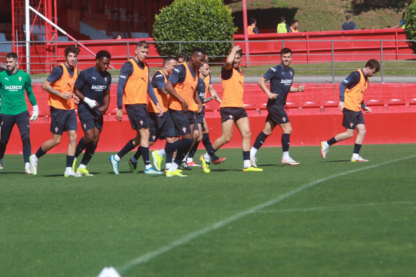 Entrenamiento del Sporting (10/05/2024)