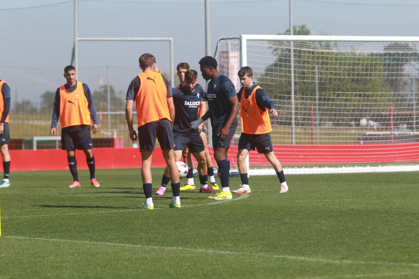 Entrenamiento del Sporting (10/05/2024)