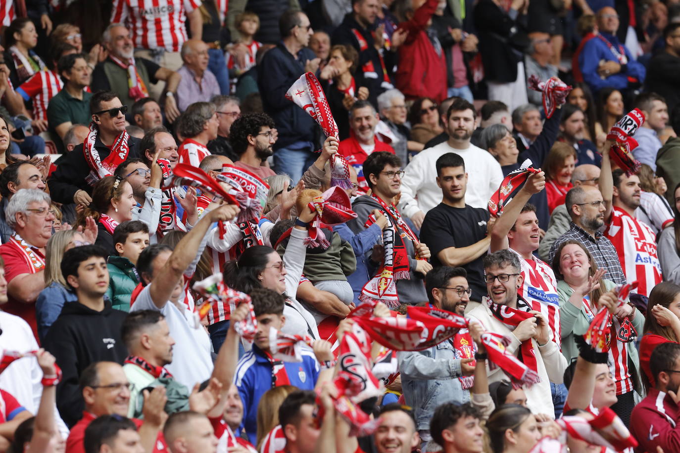 ¿Estuviste en el Sporting - Andorra? ¡Búscate!