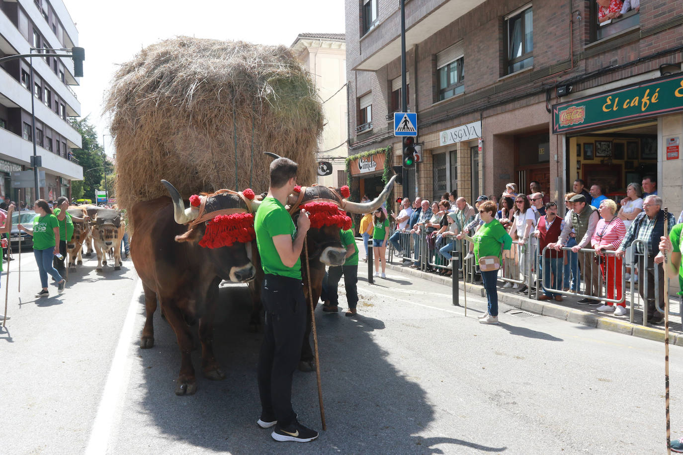 Llenazo en Llanera por la Feria del Ganado