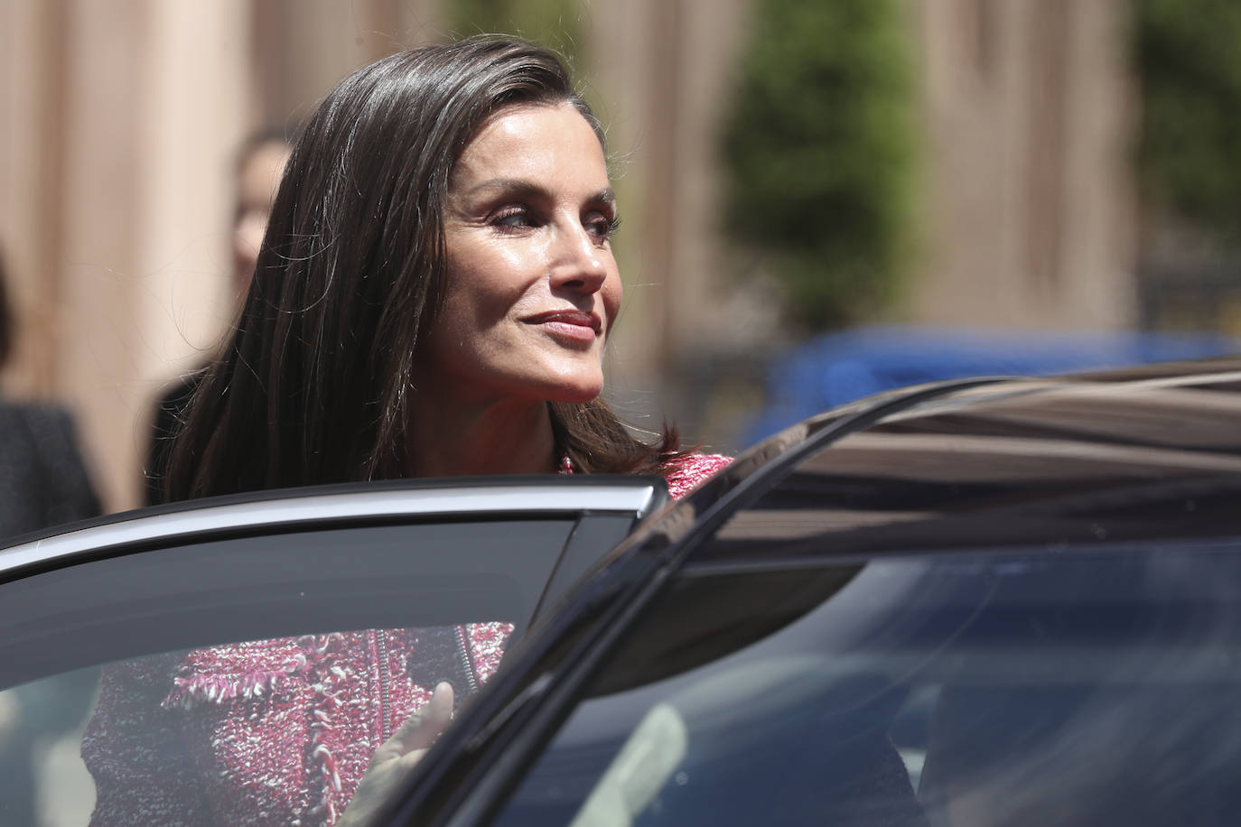 La Reina Letizia ensalza en Oviedo la labor de Cruz Roja