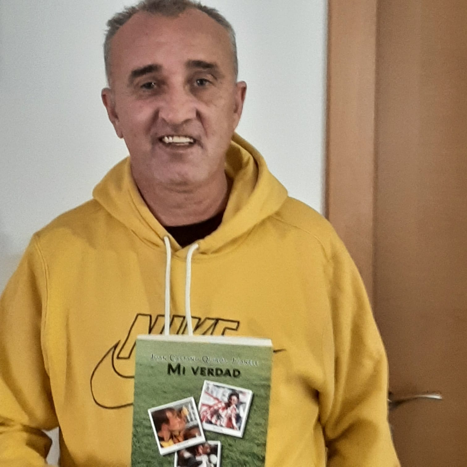 Juanele, en la imagen, ya se encuentra en casa tras superar un ictus.