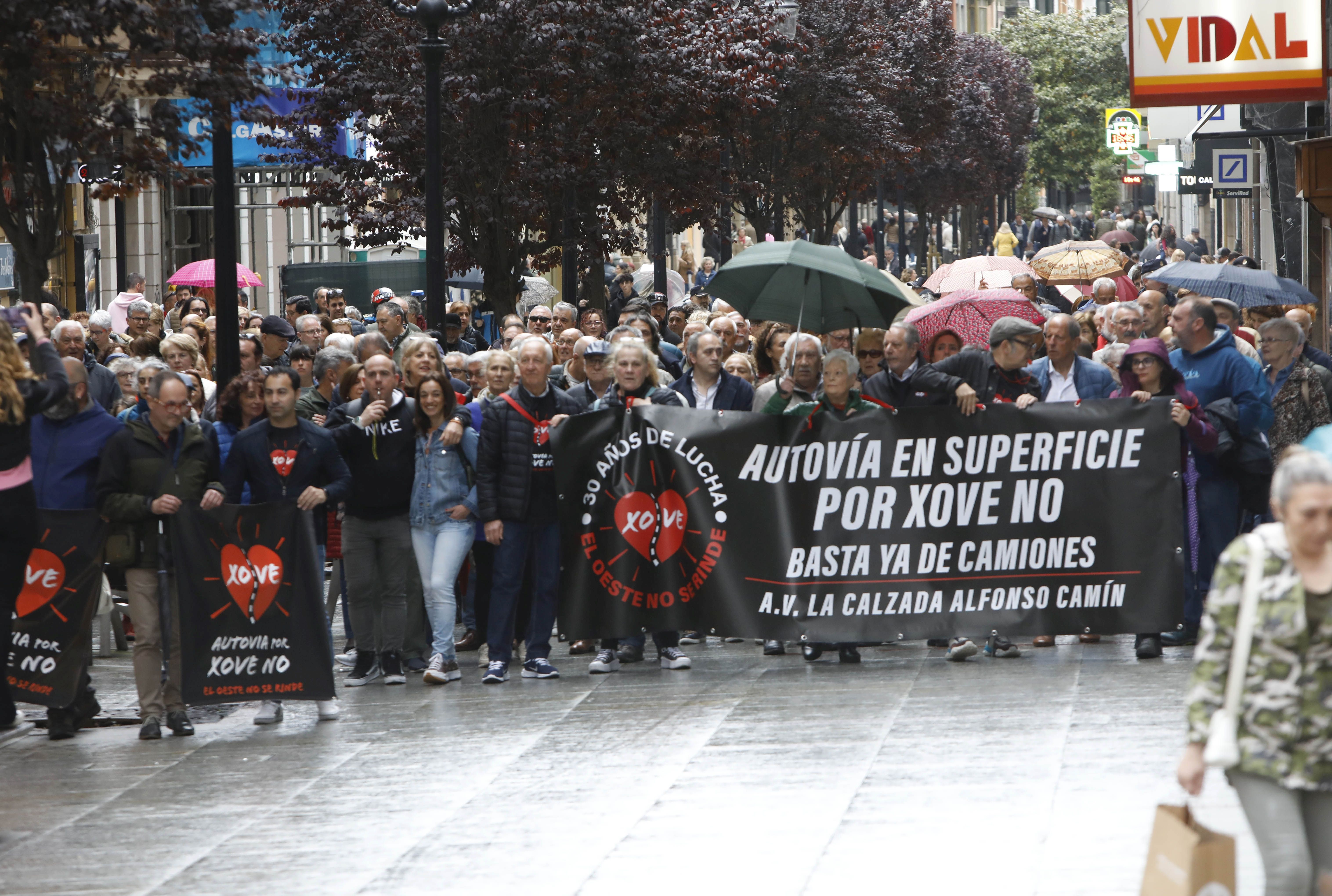 Gijón, contra la contaminación: «No aguantamos más mentiras ni promesas incumplidas»