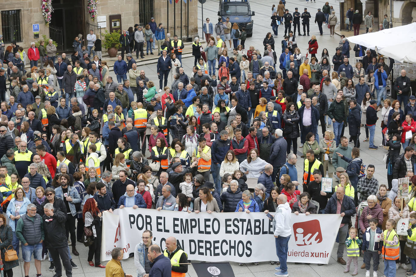 Avilés, unida contra el cierre en Saint-Gobain: «Cristalería no se cierra»