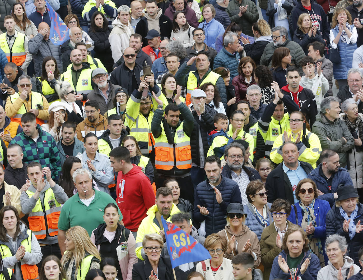 Avilés, unida contra el cierre en Saint-Gobain: «Cristalería no se cierra»