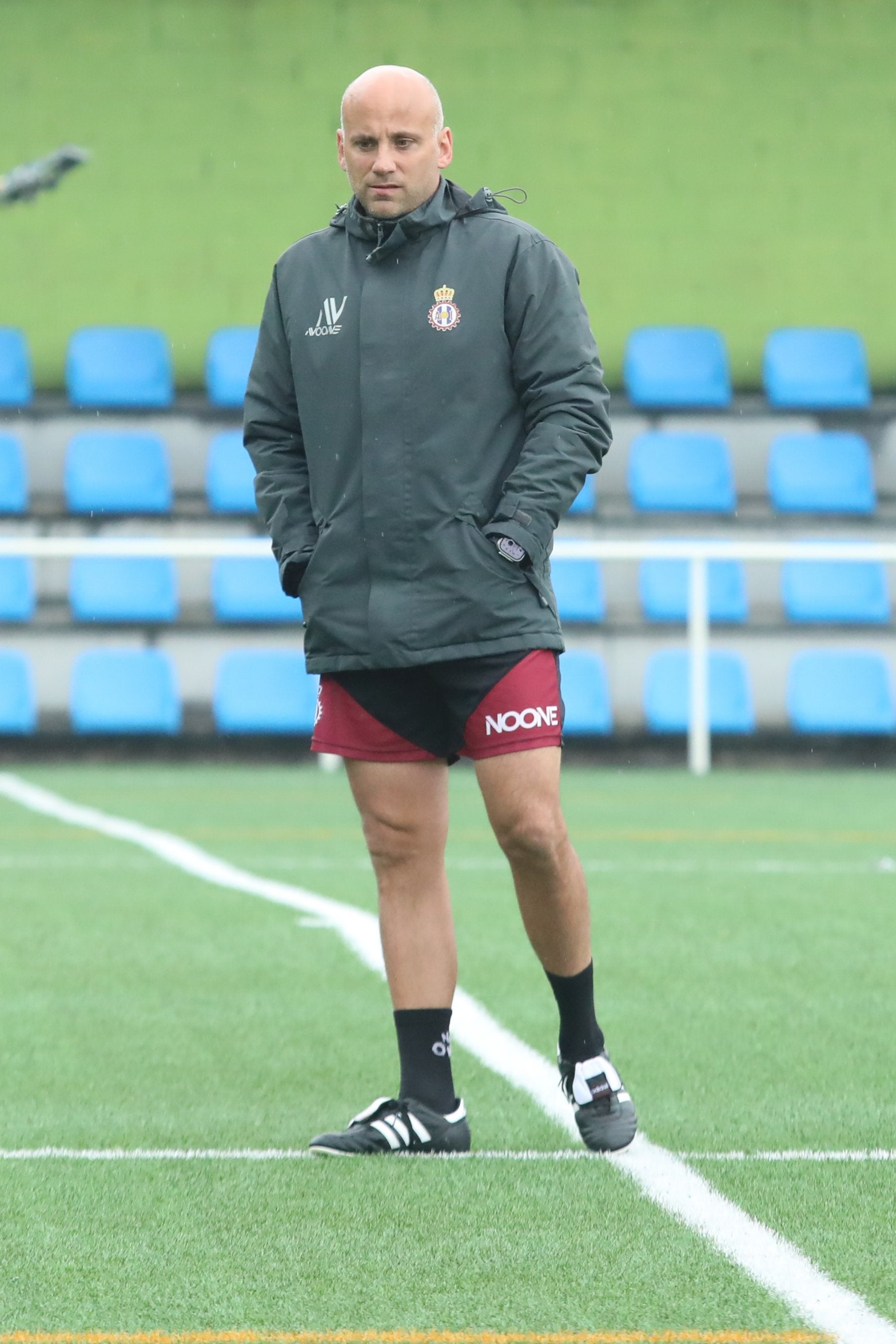 Javi Rozada, en un entrenamiento del Real Avilés en La Toba.