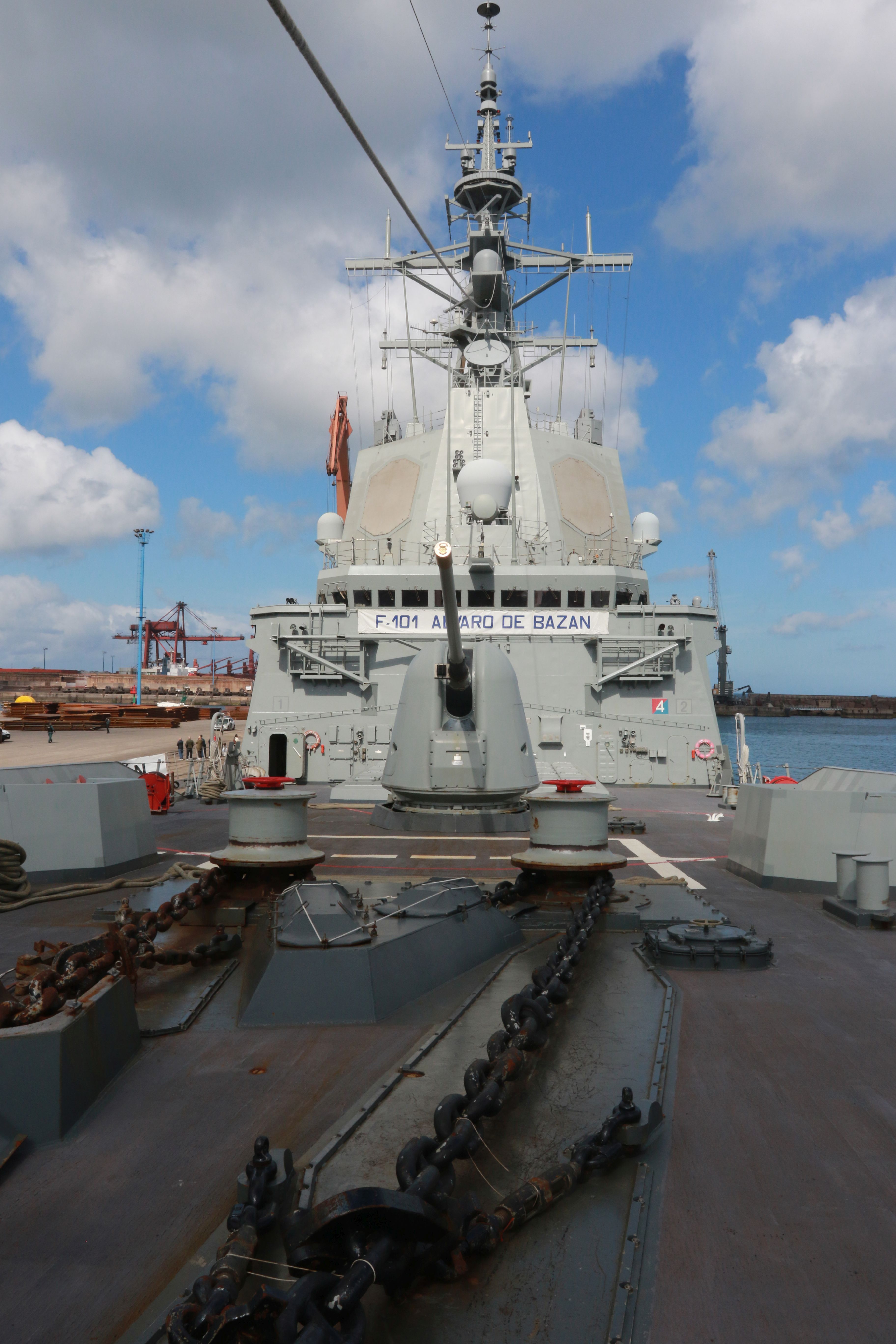 La Armada se expone en Gijón: conoce la fragata &#039;Álvaro de Bazán&#039; y el buque &#039;Cantabria&#039;