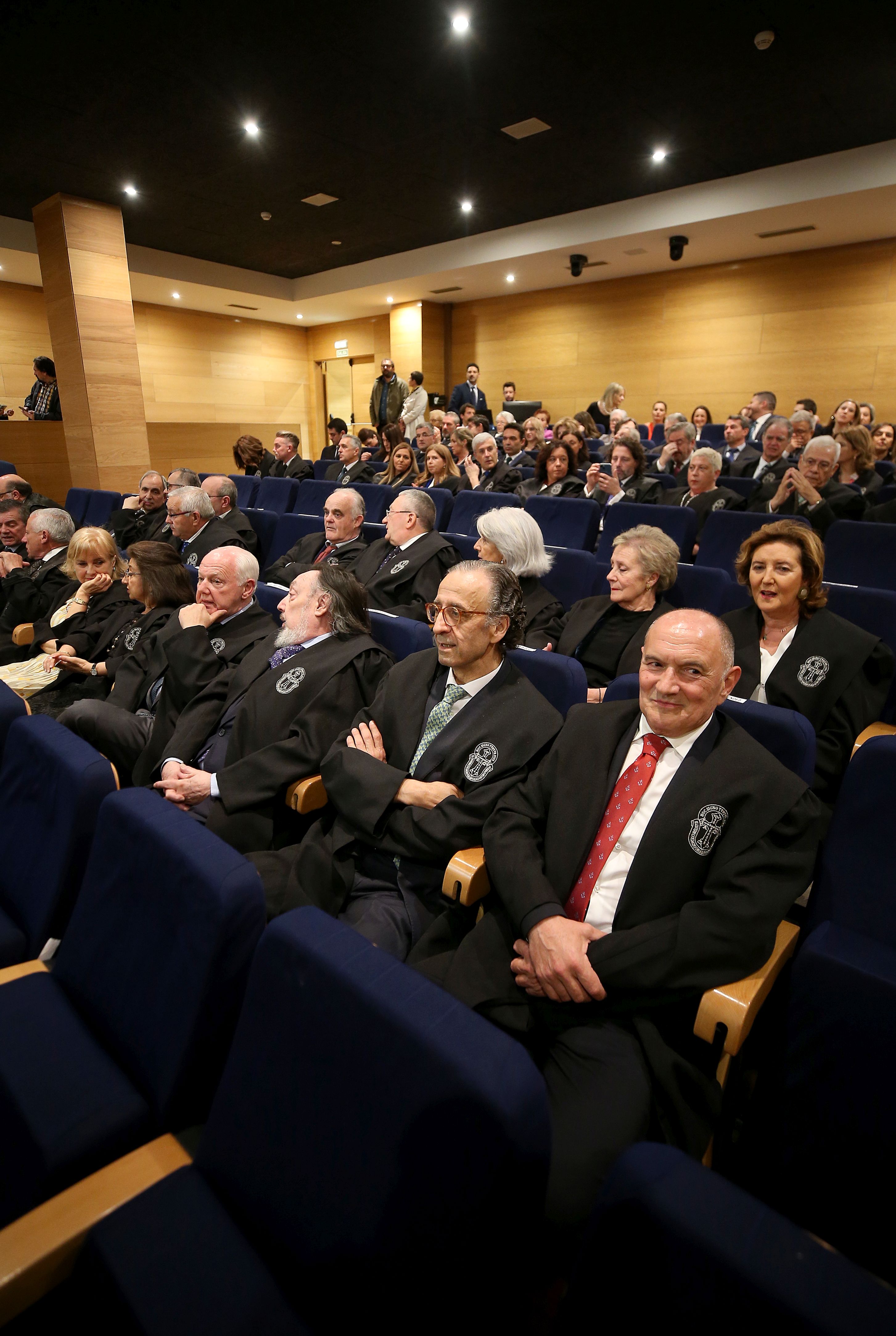 Entrega de insignias en el Colegio de Abogados de Oviedo