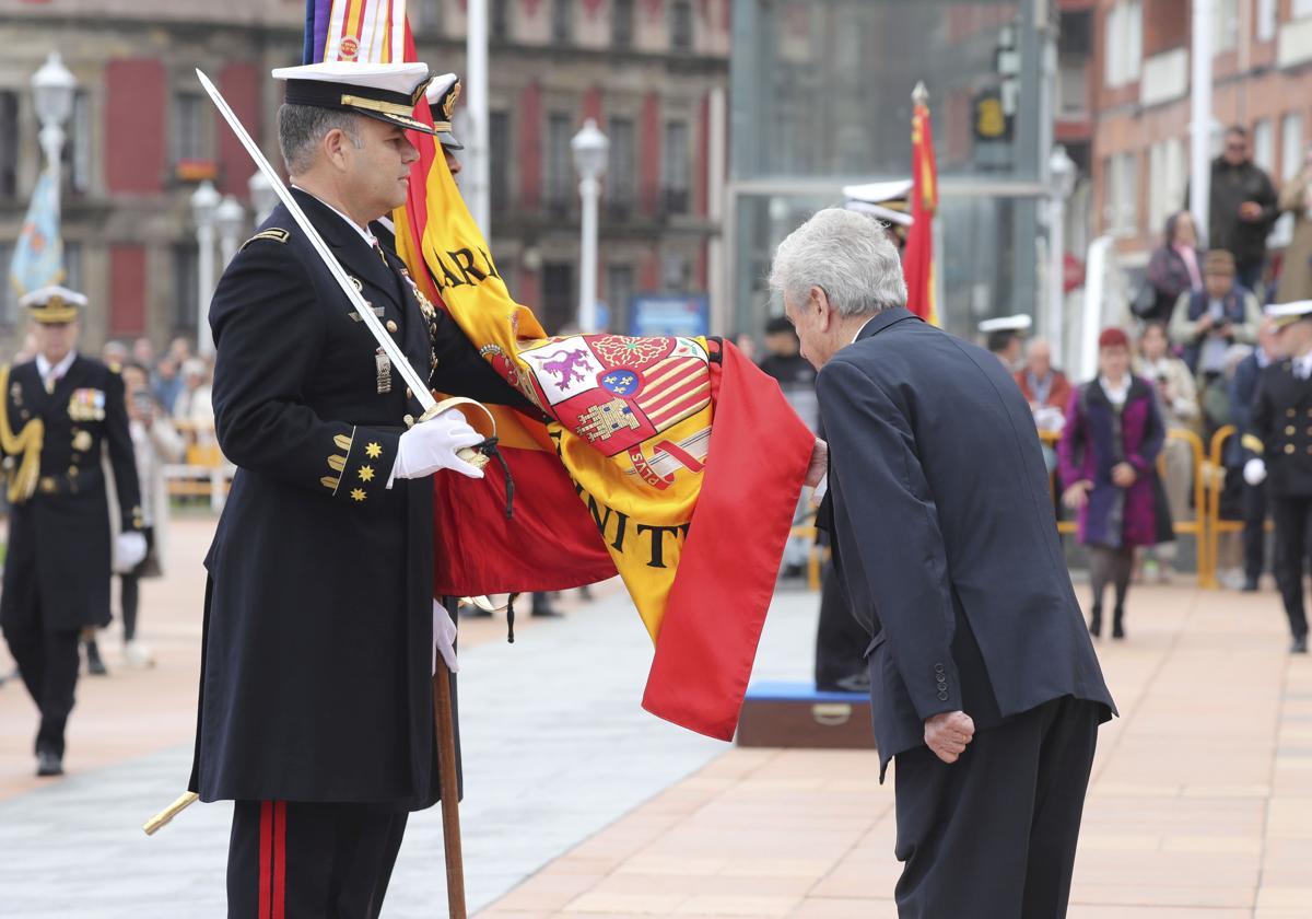 Las claves del día: Asturias abraza al Ejército